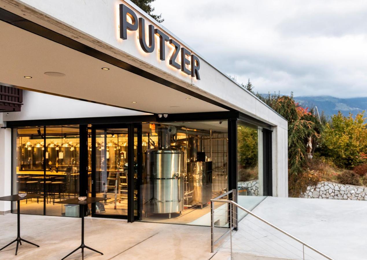 Hotel Restaurant Putzer Natz-Schabs Exterior photo